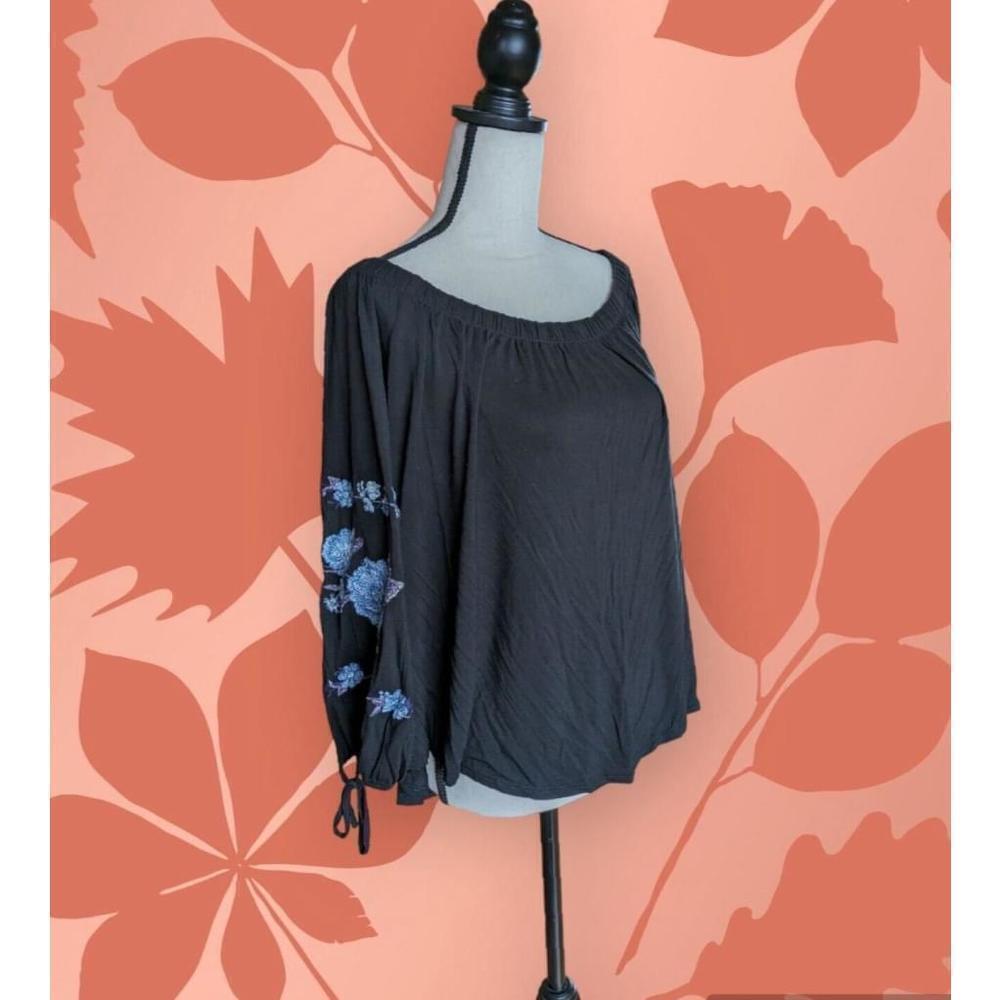 American Eagle Womens Off The Shoulder Top Black Embroidered Long Sleeves Large